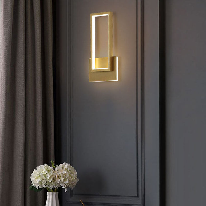 LumiDazzle - Luxe gouden LED wandlamp met minimalistisch design