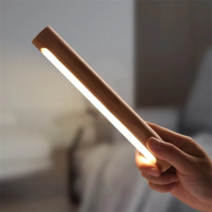 WoodGlow - Oplaadbare Houten Wandlamp