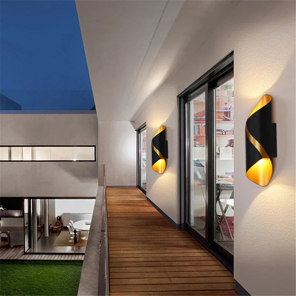 WetGleam - Waterdichte LED Wandlamp